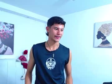 [05-01-22] johan_stevens show with toys from Chaturbate