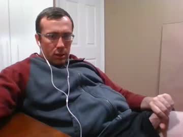 [17-05-22] ben_running1610 record public show from Chaturbate