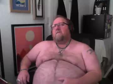 [05-02-22] chubbybaybear public show video from Chaturbate