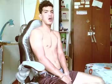 [02-07-22] mrlongcock_22 record cam show from Chaturbate