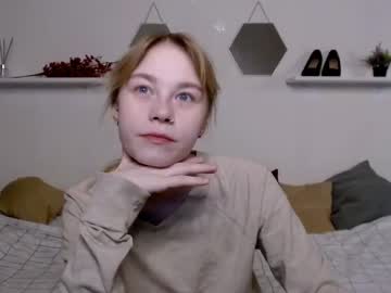 [21-03-24] holly_princesss public webcam from Chaturbate