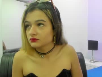 [01-03-24] abril_cooper1 public show video from Chaturbate
