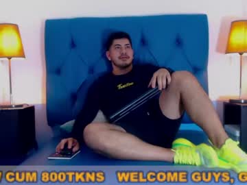 [14-05-22] wow_ryan record show with toys from Chaturbate.com