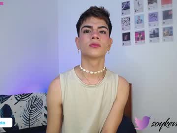 [24-04-23] kevin_parker0 premium show video from Chaturbate