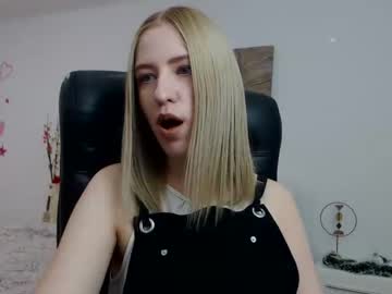 [13-03-22] vicky_west record show with toys from Chaturbate.com