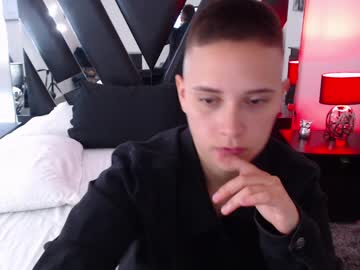 [06-03-23] thian_jesko public show from Chaturbate