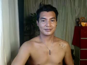 [14-05-23] prettyboy_143 public show from Chaturbate.com