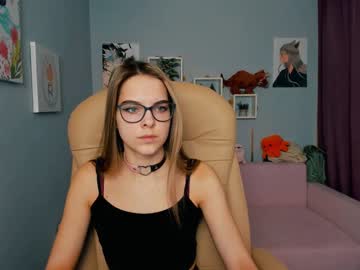 [04-03-22] kitty_pierce record public webcam from Chaturbate