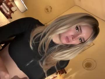 [21-04-24] surprisecockmia public webcam video from Chaturbate.com