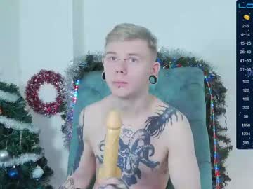 [25-12-22] teo_man69 chaturbate show with toys
