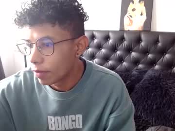 [12-05-23] frenchy_art public webcam from Chaturbate.com