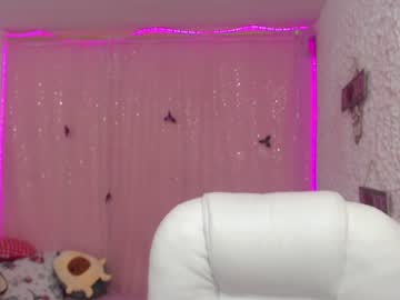 [01-03-22] miranda_17 private show video from Chaturbate.com