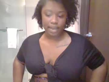 [10-03-23] juicyy_fruittz record cam video from Chaturbate