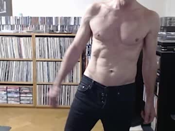 [28-03-22] moslicky record private show video from Chaturbate.com
