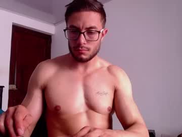 [18-11-22] geanluca_92 cam show from Chaturbate