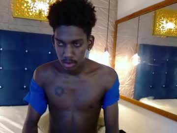 [05-12-22] solomon_blade record private show from Chaturbate