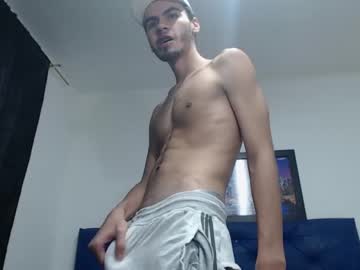 [06-07-22] aron_blues record private show from Chaturbate