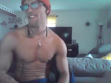 [31-03-22] gorillaglue777 blowjob show from Chaturbate