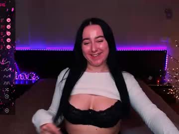 [08-04-24] vi_lovee69 show with toys from Chaturbate