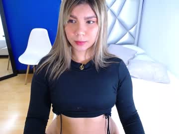 [24-01-23] pinkandsweet18 public webcam from Chaturbate