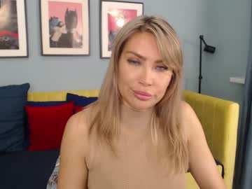 [26-09-22] pretty_lovely_kira private show video from Chaturbate