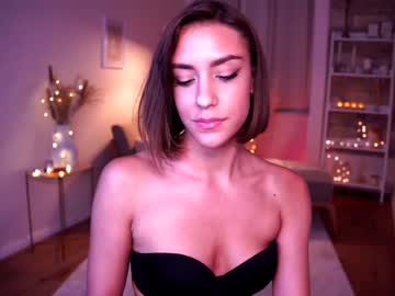 [01-06-22] carlyero public webcam video from Chaturbate