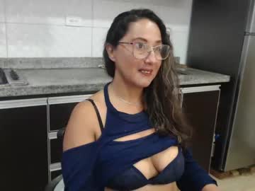 [30-04-22] tay_evans_ blowjob video from Chaturbate