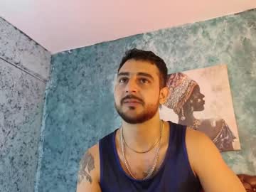 [22-08-23] david_thomsom cam video from Chaturbate.com