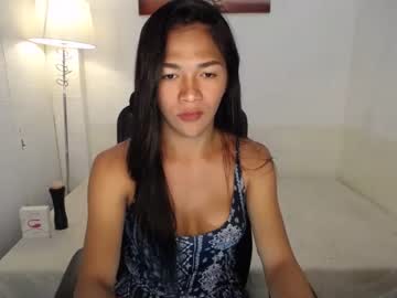 [11-09-22] natural_ladyboy19 public webcam video from Chaturbate.com