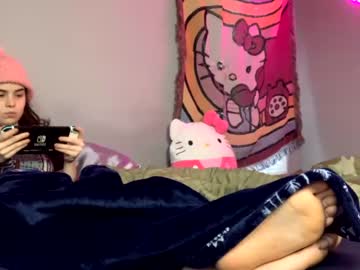 [28-12-23] trippybunny999 public show from Chaturbate