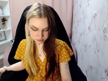 [17-05-22] maeve_me record video with toys from Chaturbate