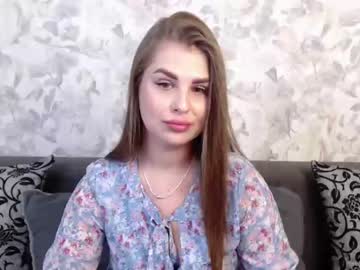 [19-08-22] miss_luisa_ public show video from Chaturbate
