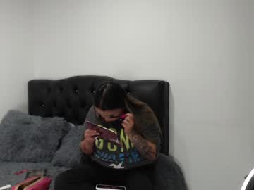 [21-12-22] mia_queens_ record public show video from Chaturbate