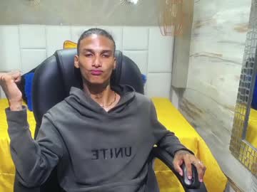 [24-05-23] max_daniels_1 record show with cum from Chaturbate.com