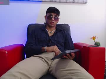 [16-09-23] alexander_magno23 show with toys from Chaturbate
