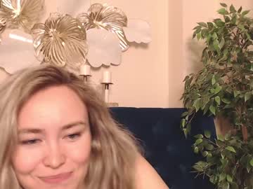 [27-02-23] ashleewillkins record public show from Chaturbate