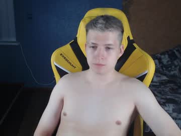 [12-10-23] modest_hot_boy record public show from Chaturbate