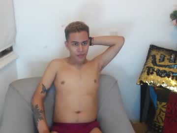 [18-03-22] thomas_rossi_ private XXX show from Chaturbate.com