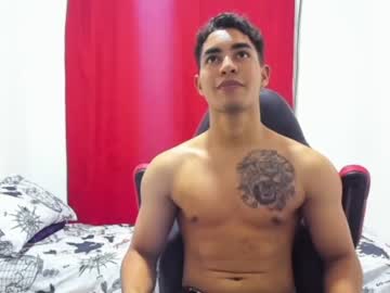 [17-01-23] massimo_dream record show with toys from Chaturbate