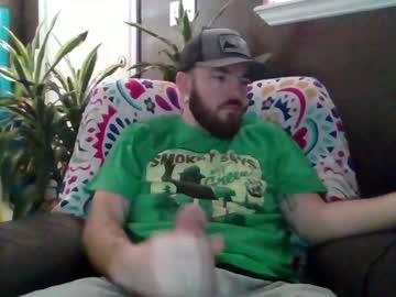 [01-01-23] tmugg1989 record video with toys from Chaturbate