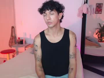 [13-11-23] chrisscute private sex show