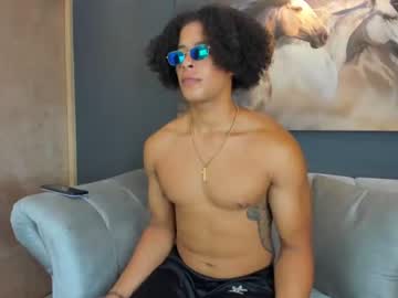 [18-07-22] dominykmyers public show from Chaturbate