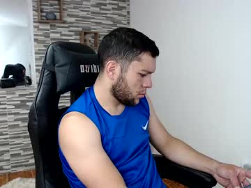 [25-06-22] mateo_fox02 public show video from Chaturbate.com