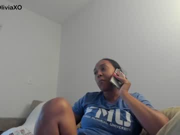 [20-06-22] callieolivia record public webcam from Chaturbate