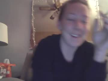 [24-01-23] its_inthose_iiiz record public show from Chaturbate