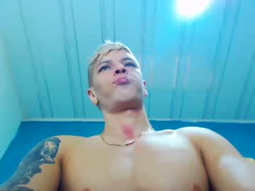 [16-08-22] bigcock_lenny record video with toys from Chaturbate