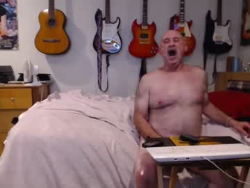 [19-10-23] guitarsexgod private show video from Chaturbate.com