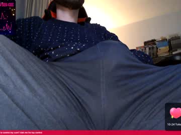 [12-04-23] moony781 record public show video from Chaturbate