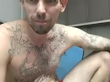 [04-01-24] prettyboytatted69 record public show video from Chaturbate