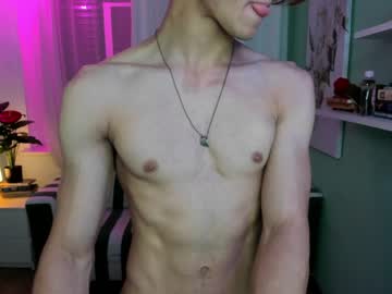 [31-07-23] phil_go record video with dildo from Chaturbate